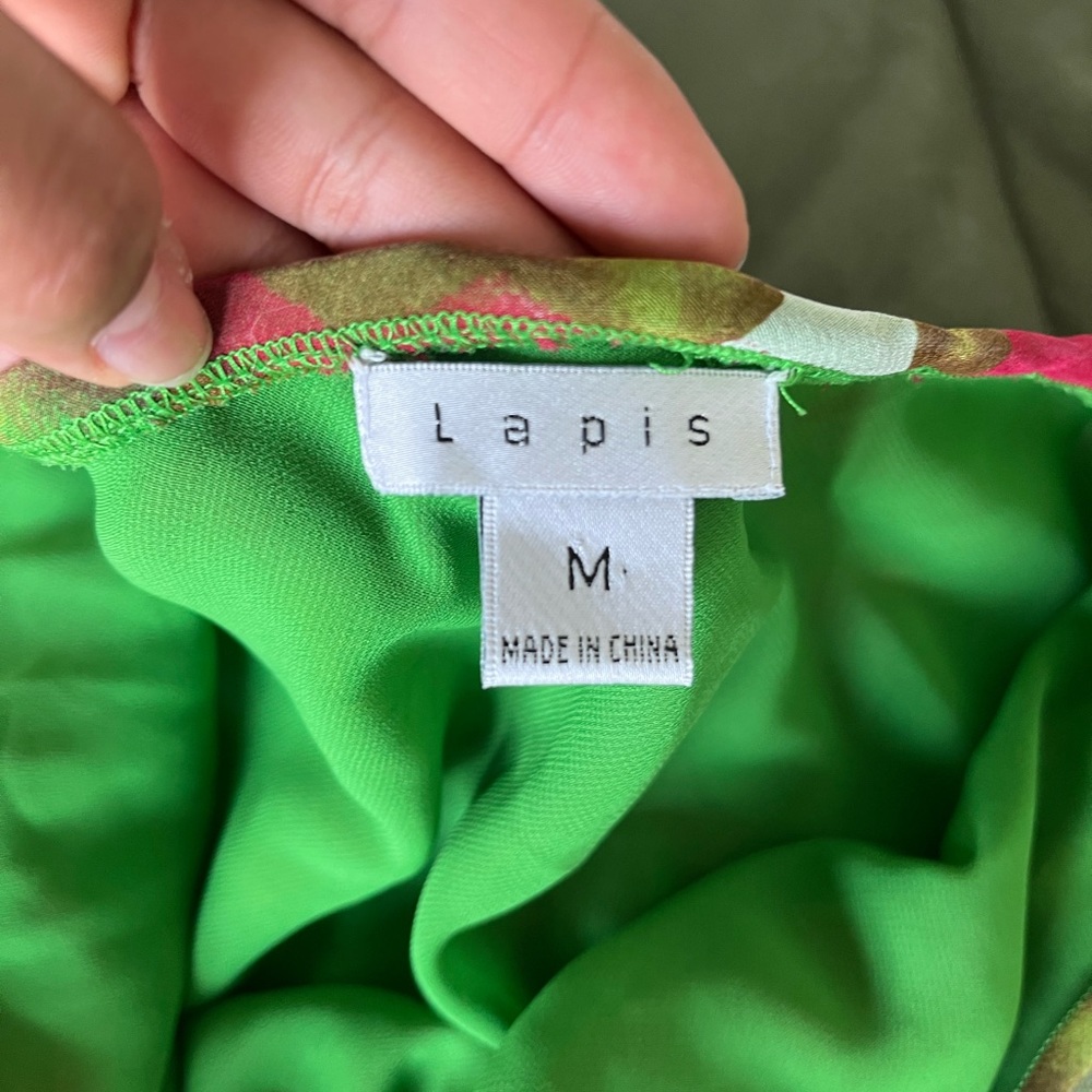 Unique skirt - Picture 2 of 2